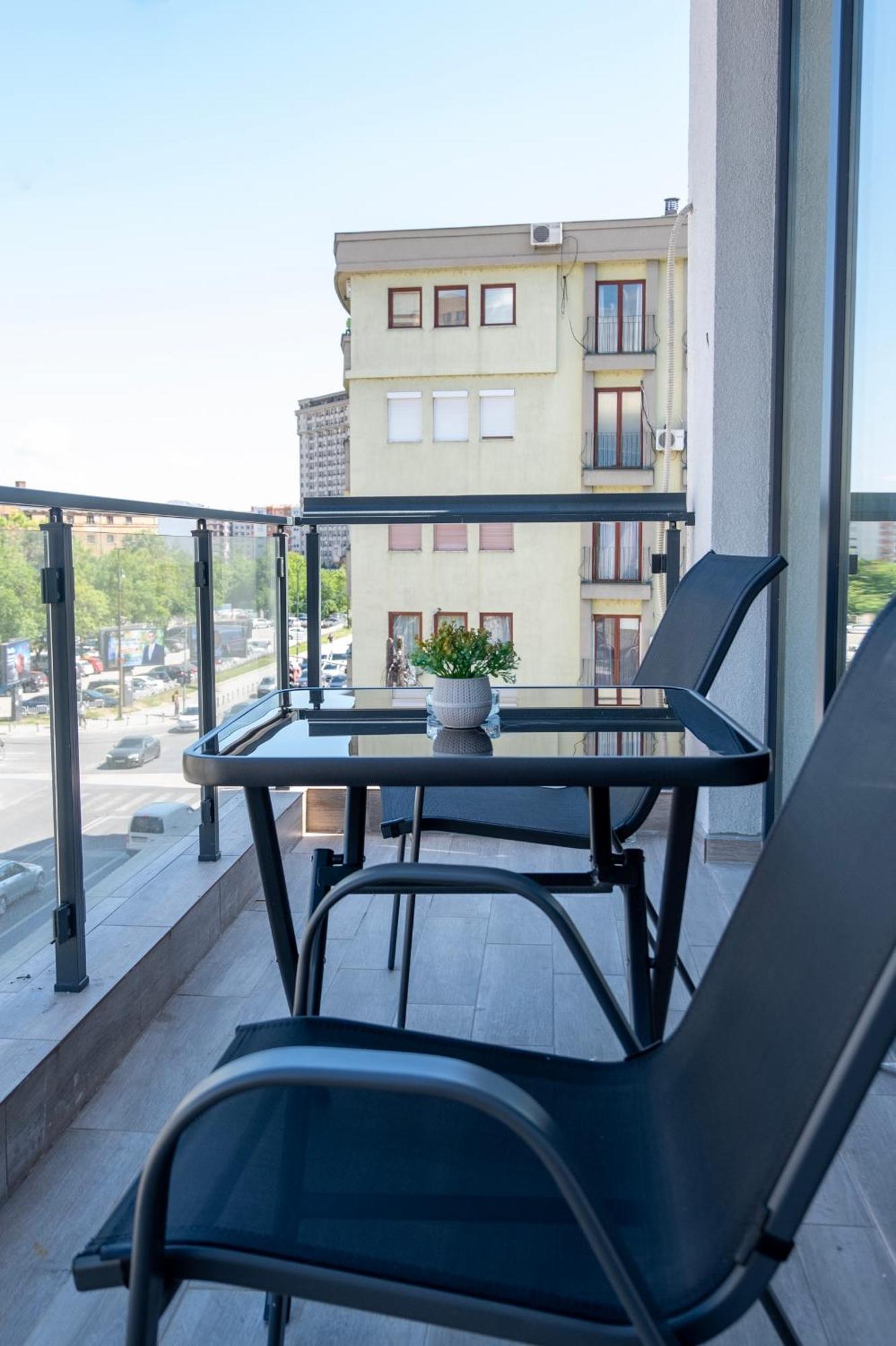 Home Art Apartments Skopje Eksteriør bilde
