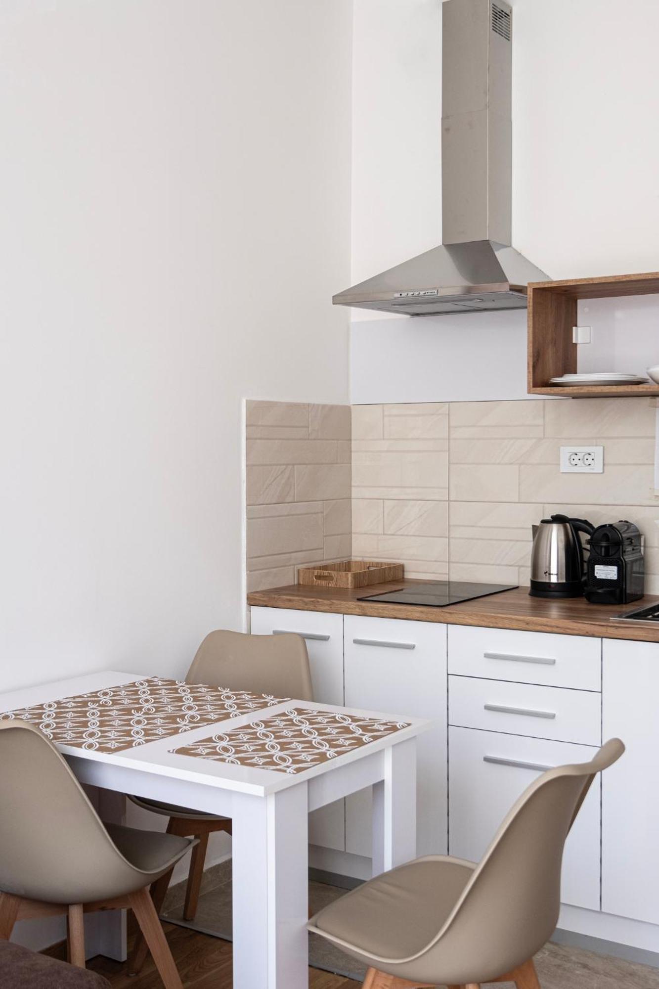 Home Art Apartments Skopje Eksteriør bilde