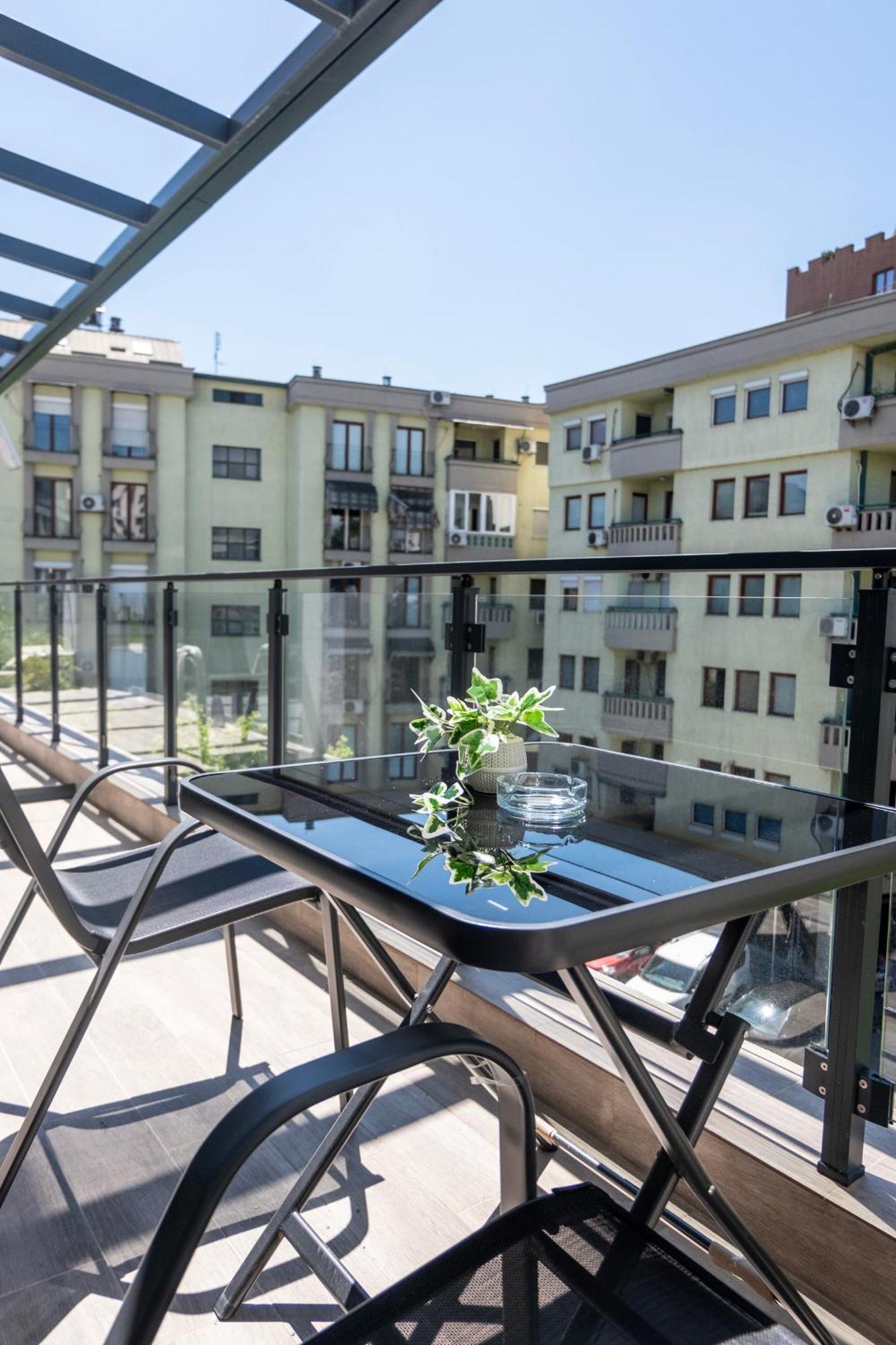 Home Art Apartments Skopje Eksteriør bilde